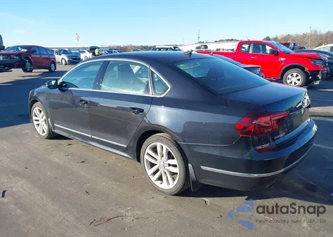 2017 Volkswagen Passat 1.8T Se from USA, damaged, VIN 1VWGT7A39HC032881